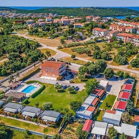 Apartment Delicate In Near Centinera