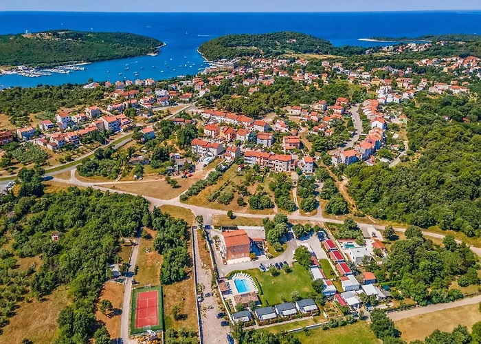 Near 아파트 반졸레